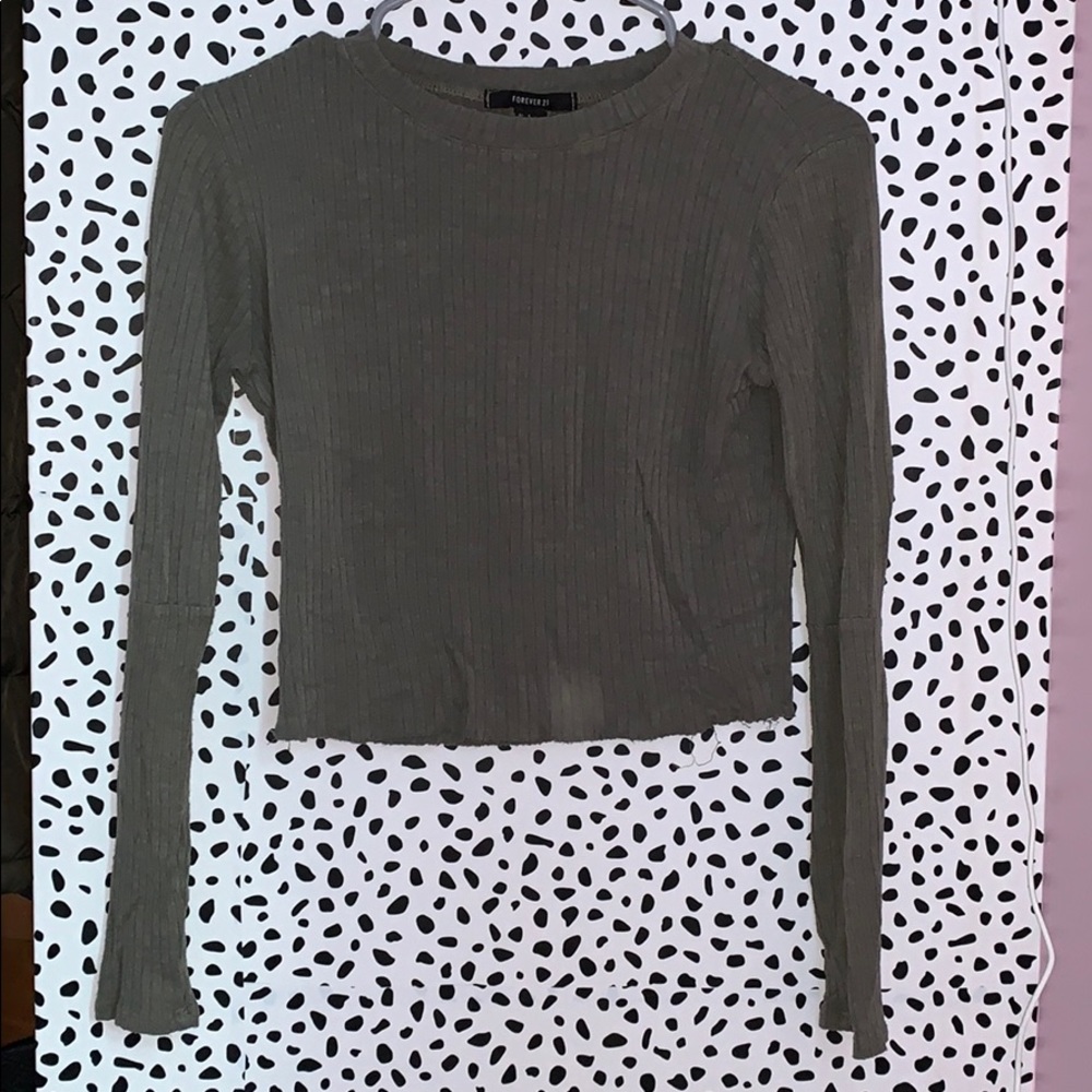 long sleeves shirt